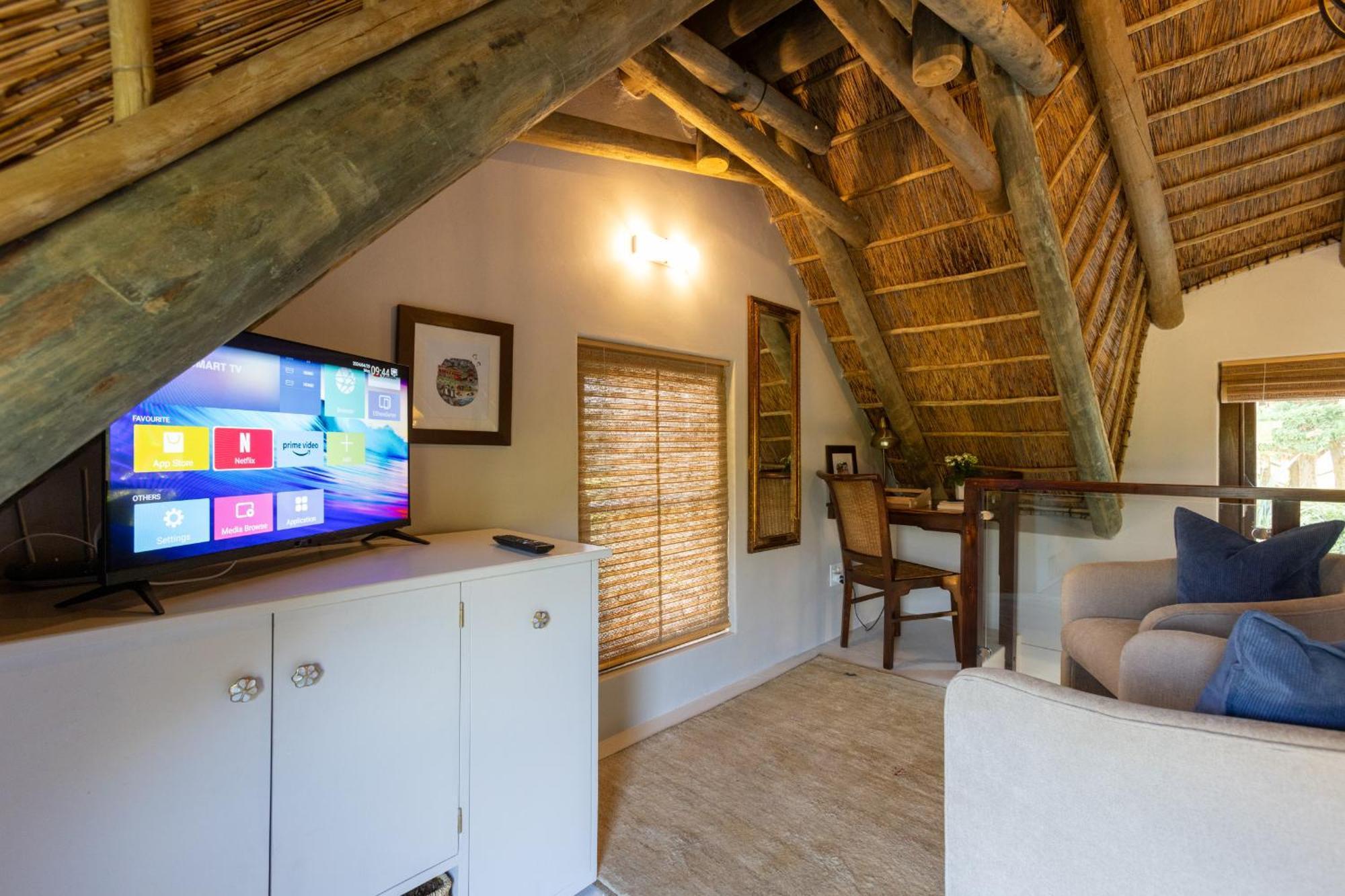 Serene, Thatched Apartment In Noordhoek, Kapstaden Exteriör bild